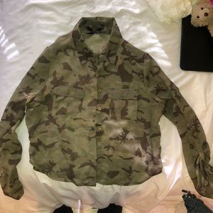 SHEER CAMOUFLAGE BUTTON DOWN TOP (NEVER WORN)